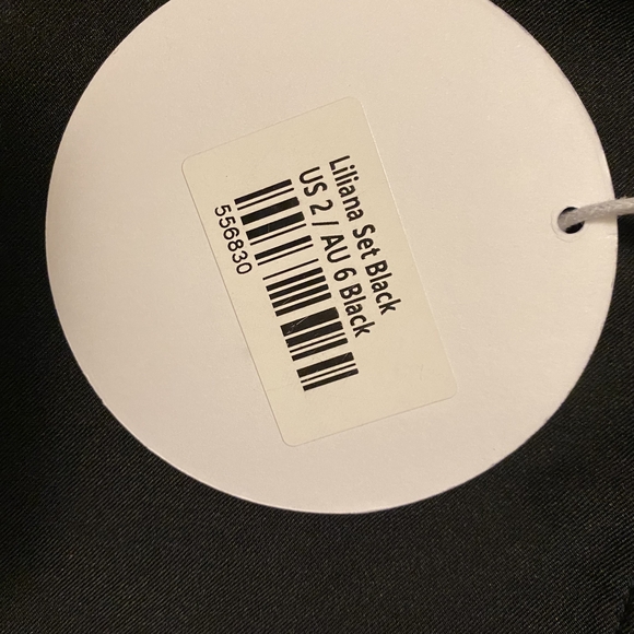 Princess Polly NWT Black One-Shoulder Tank Top - Picture 7 of 7